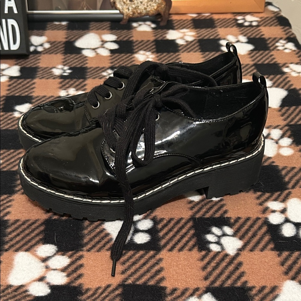 Dirty Laundry Black Patent Leather Shoes